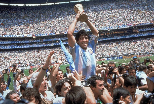 Maradona_Mundial-Canciones_ManodeDios_Diego