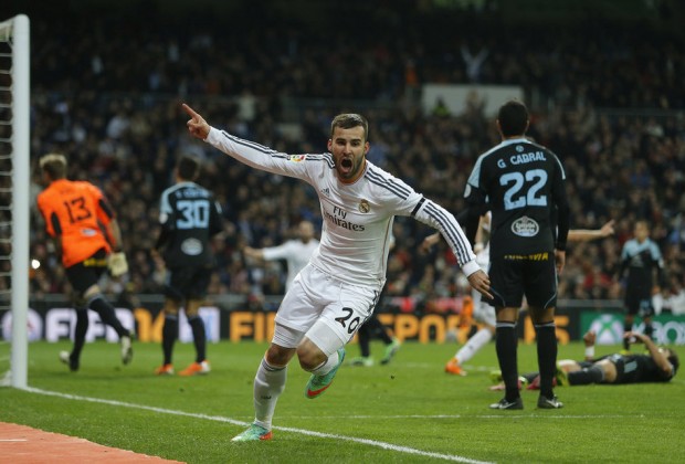 Celebrando con su club (Foto: mundodeportivo.com)