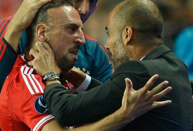 Ribery y Guardiola celebran el tanto del francés. (foto: www.rtve.com)