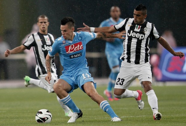 Marek Hamsik y Arturo Vidal (Foto:www.italianfootballdaily.com)