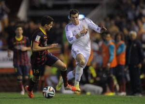 Gareth Bale_Bartra_Real Madrid_Barcelona_Copa del Rey 2014