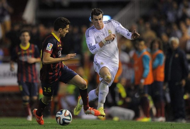 Gareth Bale_Bartra_Real Madrid_Barcelona_Copa del Rey 2014