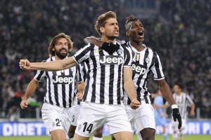 Llorente, Pirlo y Pogba celebrando un gol con la Juventus(Foto: Daniele Badolato/ LaPresse)