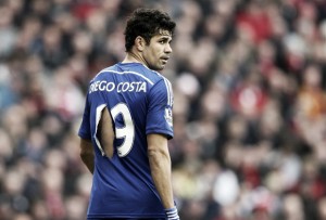 Diego Costa camiseta rota