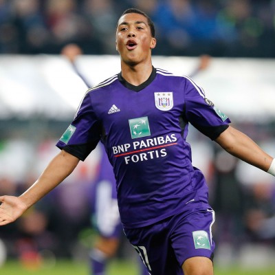 Tielemans celebrando un gol con el Anderlecht